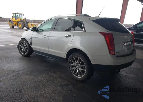 2014 Cadillac Srx Performance Collection z USA, uszkodzony, nr VIN 3GYFNCE30ES644270